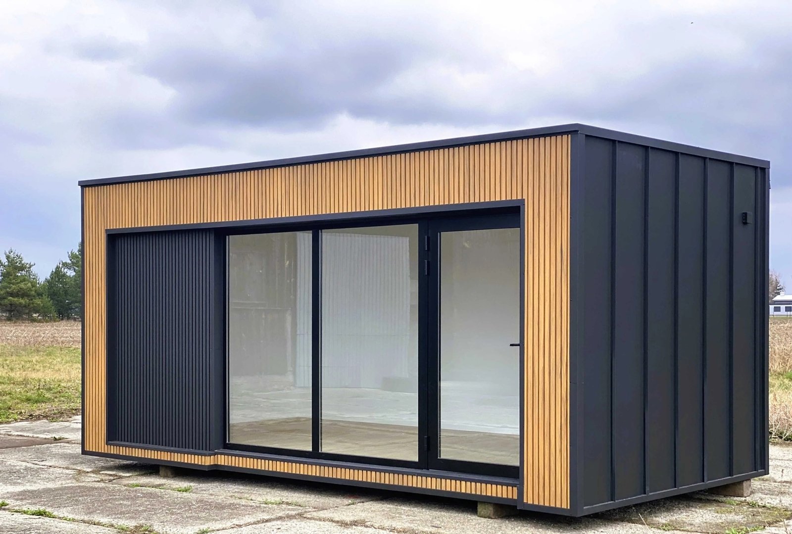 module prefabrique 18 m2 design bois et anthracite module prefabrique 18 m2 design bois et anthracite